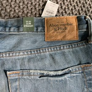 Abercrombie & Fitch Slim Straight Leg (Brand New)